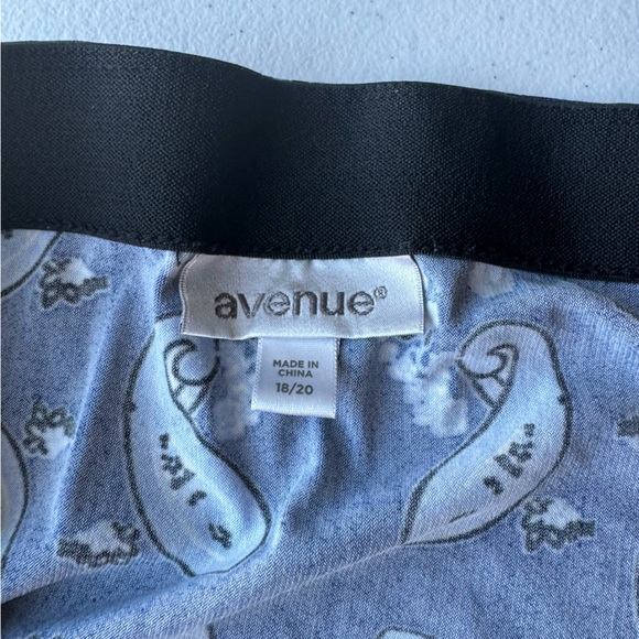 Avenue Midi Paisley Skirt | Size 18-20 - Picture 5 of 5